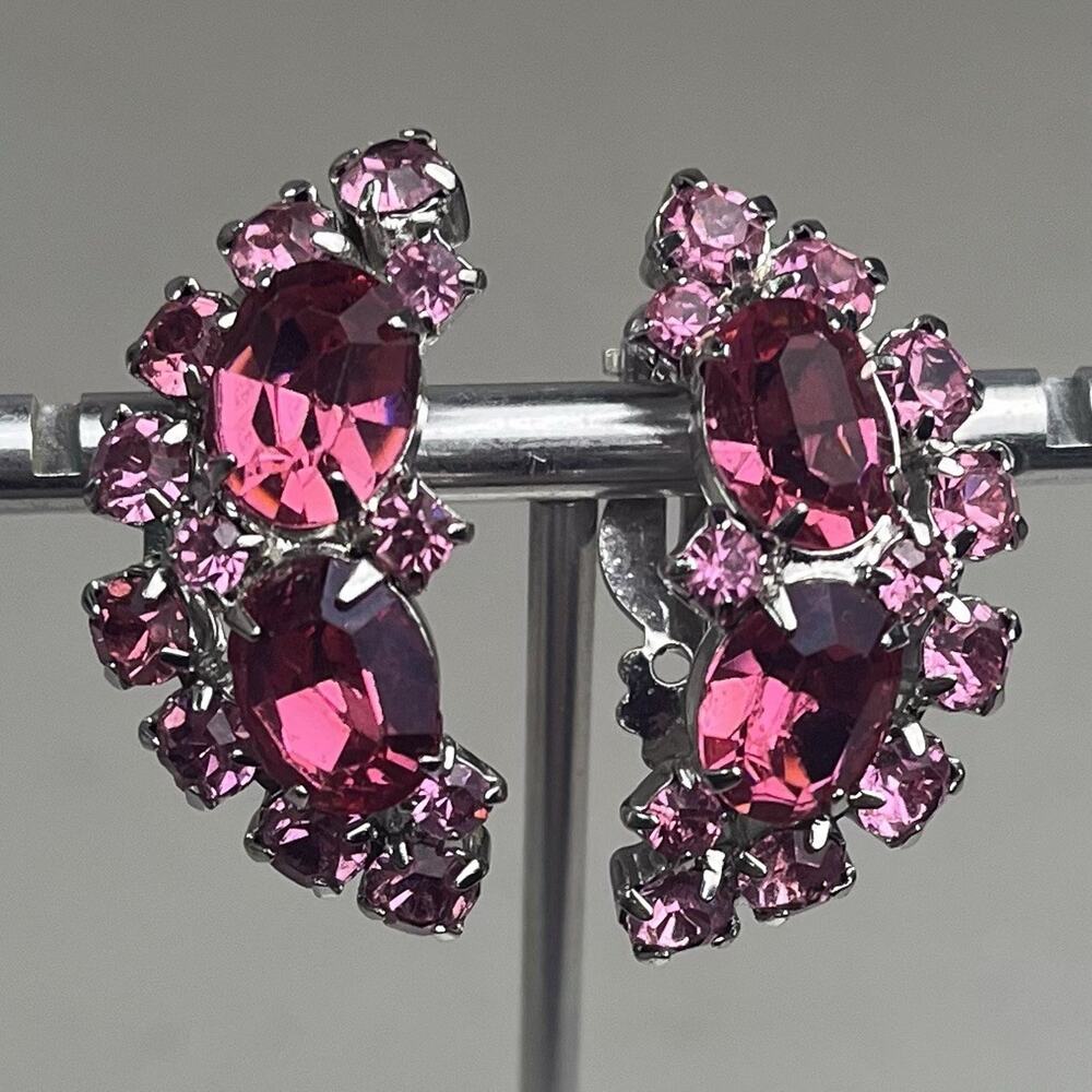 Pink Rhinestone Glass Art Clip On Earrings Silver Tone Crescent Vintage 50s 60s